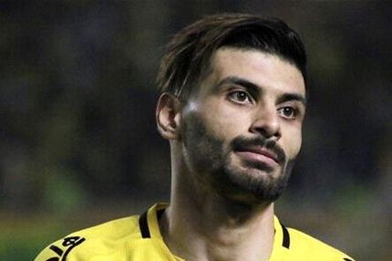 مدافع تراکتور از هواداران عذرخواهی کرد