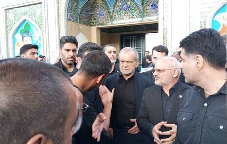 حضور رئیس جمهور کشورمان در مراسم گرامیداشت فرماندهان شهید قرارگاه مرکزی خاتم الانبیاء 