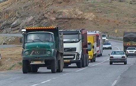 بدلیل عملیات راهسازی، محور ازنا اراک بسته شد
