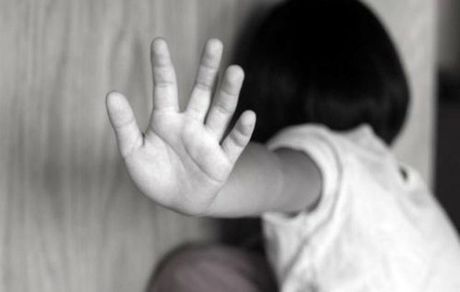 بهزیستی از مادر کودک‌آزار مشهدی شکایت می‌کند
