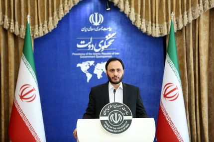 دلیل کندی اینترنت، موج ششم کروناست / آزادسازی ۵۰ هزار خودروی دپو شده با دستور رییس‌جمهور / سفر رییس جمهور به قطر ارتباطی با مذاکرات وین ندارد