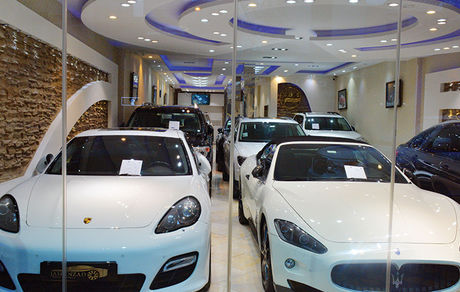 پروانه ۸۰ نمایشگاه‌دار خودرو باطل شد
