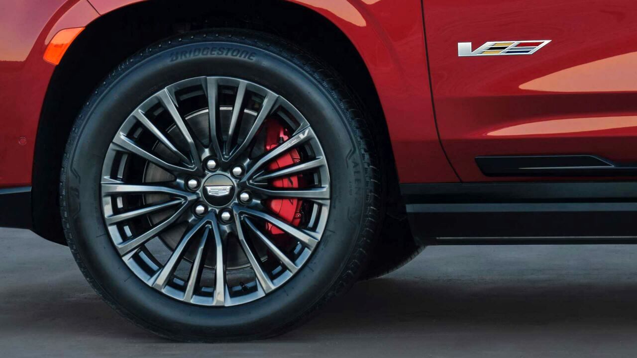  کادیلاک Escalade-V 