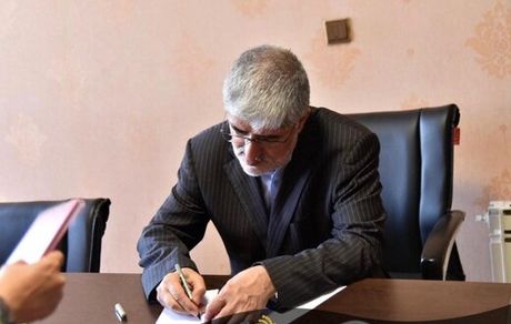 علی مطهری: ترامپ حیوانی است که تا خفه نشود دنیا روی آرامش نخواهد دید