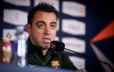 ژاوی از هدایت بارسلونا برکنار شد