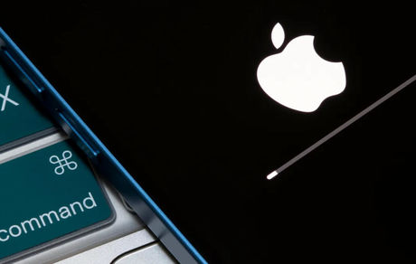 اپل، آیفون‌ها را در داخل جعبه آپدیت می‌کند