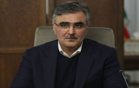 رئیس کل بانک مرکزی: بازار مبادله ارز و طلا راه‌اندازی خواهدشد