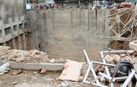 مرگ دو تهرانی در ریزش ساختمانی در نزدیک یک گودال بزرگ
