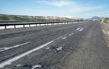 آزادراه تبریز به تهران در پی اصابت پرتابه دشمن بسته شد