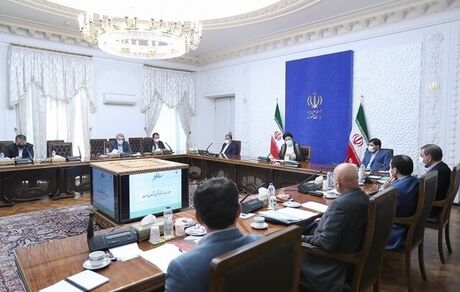 خاندوزی سخنگوی اقتصادی دولت/ضرورت هماهنگی با ستاد تنظیم بازار