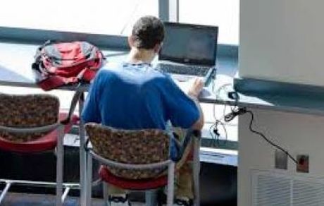  هتک حیثیت با انتشار عکس نامتعارف معلم با فتوشاپ!