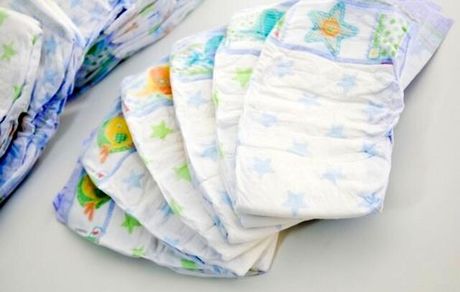 پوشک بچه گران نشده؛ شاید خرده‌فروشی‌ها گران‌فروشی می‌کنند