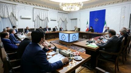 رئیس جمهور : بخش‌های اجرایی با تمام توان برای تقویت منزلت نخبگان بکوشند