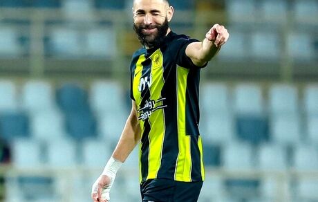 الاتحاد با درخشش بنزما فینالیست شد