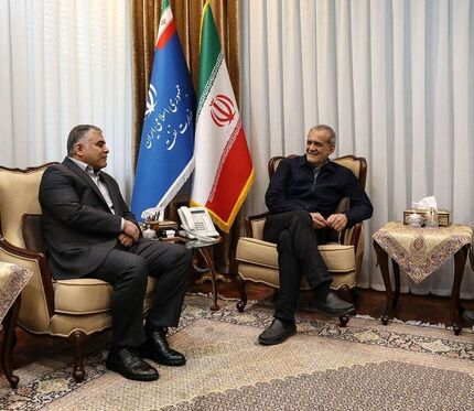 رئیس جمهور در وزارت نفت: خدمت رسانی مطلوب به ملت ادامه یابد