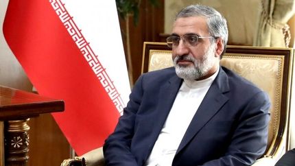 نماینده رییس جمهور از وزیر ورزش و جوانان عیادت کرد