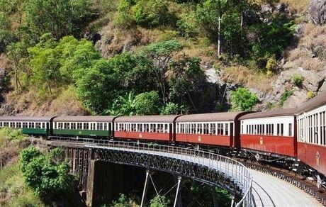 حرکت قطارهای ایستگاه خاوران به تهران لغو نشده است