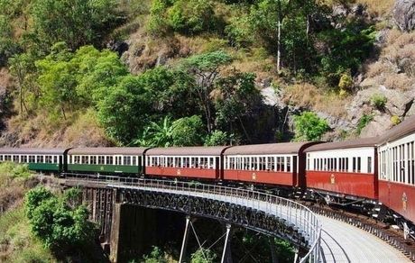 حرکت قطارهای ایستگاه خاوران به تهران لغو نشده است