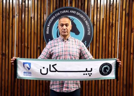 پیمان اکبری دوباره سرمربی تیم والیبال پیکان شد