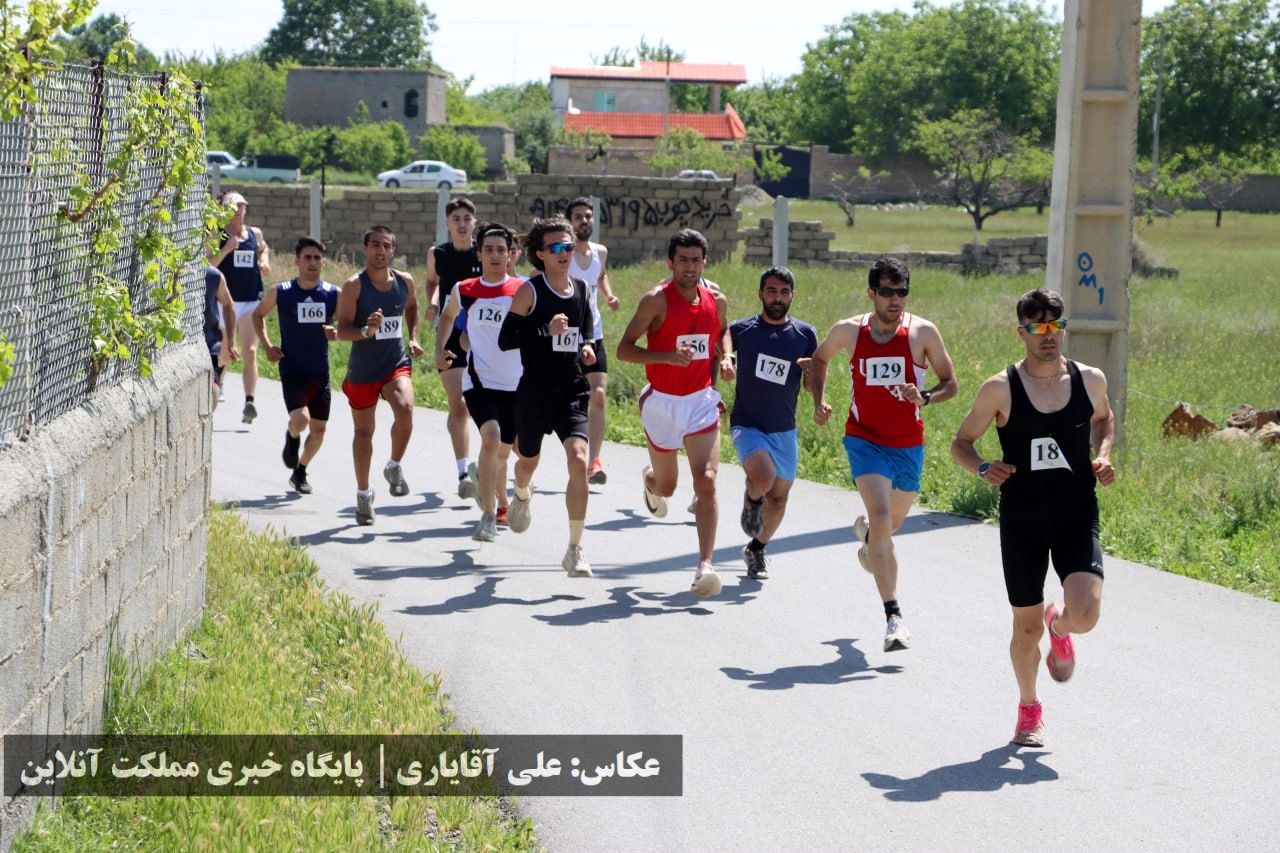 مسابقات دوی صحرانوردی ۴ کیلومتری در ارومیه