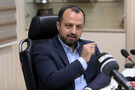 وزیر اقتصاد: روزی که وارد وزارتخانه شدم خزانه ۵۴ میلیارد تومان بدهی داشت