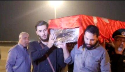 پیکر سردار شهید عباس نیلفروشان وارد ایران شد.