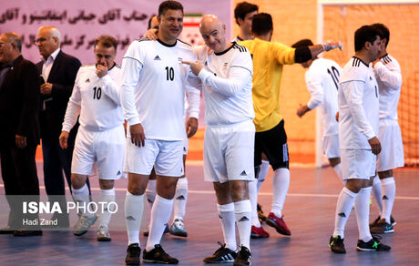 اینفانتینو و اسطوره‌های فوتبال جهان، مهمان ایران مقابل عراق یا امارات