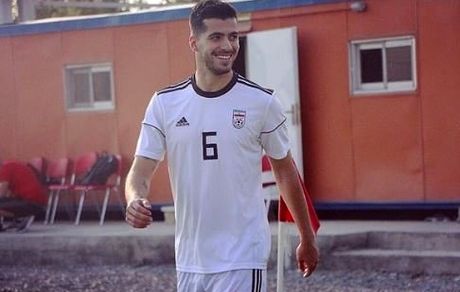 عزت‌اللهی: باید خود را با این موقعیت به‌وجود آمده وفق دهیم 