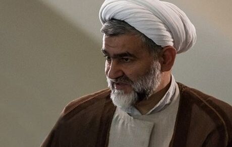 اخذ مالیات از پزشکان، وکلا و هنرمندان در جبران کسری درآمد دولت موثر است