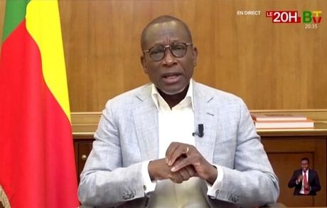 رئیس جمهور بنین بعد از کودتای نافرجام: اوضاع عادی است