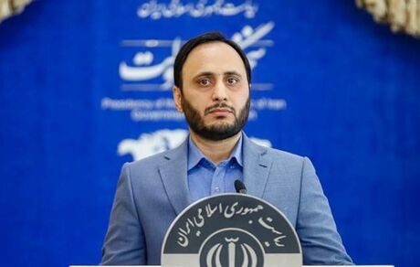 کاهش مالیات تولید کنندگان در سال آینده به ۷ درصد /  رشد بخش صنعت ۵ درصد شده است