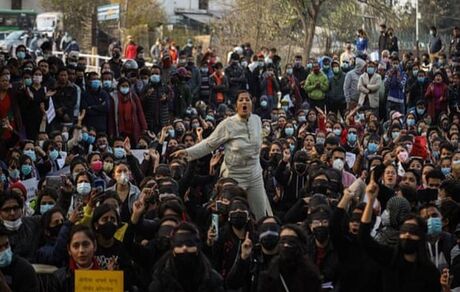 جنجال ممنوعیت سفر زنان نپالی به خارج از کشور