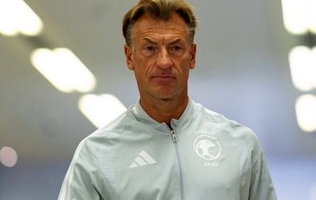 سرمربی تیم ملی عربستان جدا و راهی غنا می‌شود!