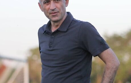 پایان رسمی همکاری کمالوند و تراکتور / پرشورها بی سرمربی شدند