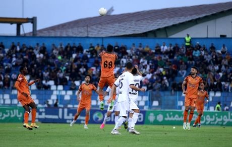 لیگ برتر فوتبال: با تساوی بدون گل در انزلی مقابل مس، ملوان ماندنی شد