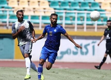 استقلال مقابل هوادار متوقف شد