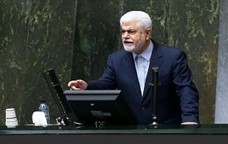 رییس کمیسیون بهداشت مجلس: محدودیت‌های کرونایی شتاب‌زده برداشته شد