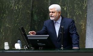 رییس کمیسیون بهداشت مجلس: محدودیت‌های کرونایی شتاب‌زده برداشته شد