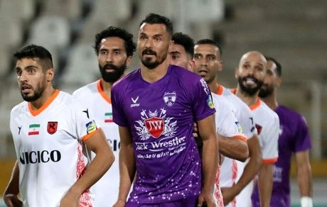 بازی هوادار و مس رفسنجان، صفری با یک کارت قرمز