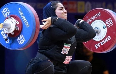 برای اولین بار، بانوی وزنه بردار ایرانی سهمیه المپیک گرفت