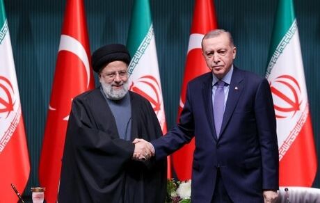 بیانیه مشترک ایران و ترکیه: رفع فوری محاصره و توقف فوری حملات به غزه / تاکید بر همکاری دو کشور در مبارزه با تروریسم