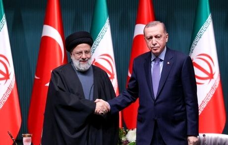 بیانیه مشترک ایران و ترکیه: رفع فوری محاصره و توقف فوری حملات به غزه / تاکید بر همکاری دو کشور در مبارزه با تروریسم