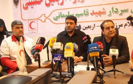 فعالیت ۱۲۰ هزار داوطلب جوان هلال احمر در خدمت زائران اربعین