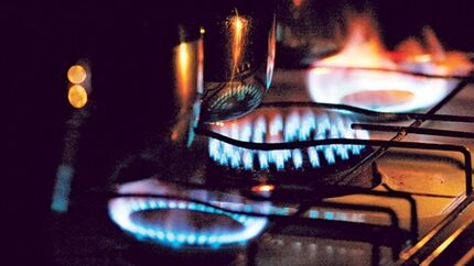مصرف انرژی در کشور باید ۱۵ درصد کاهش یابد