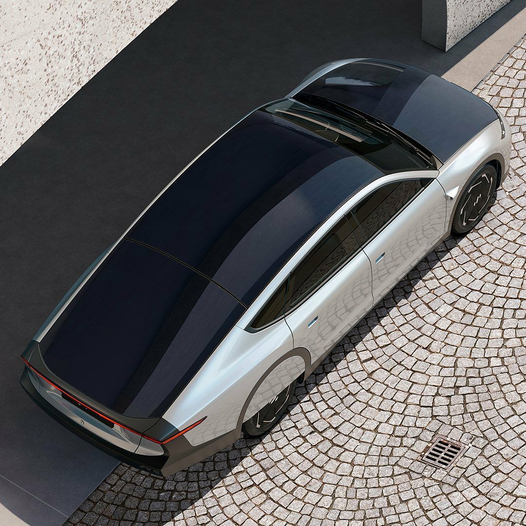 اولین خودروی خورشیدی آماده تولید جهان 