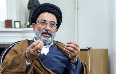 
موسوی‌لاری: کاندیدا داشته باشیم لیست هم می‌دهیم
