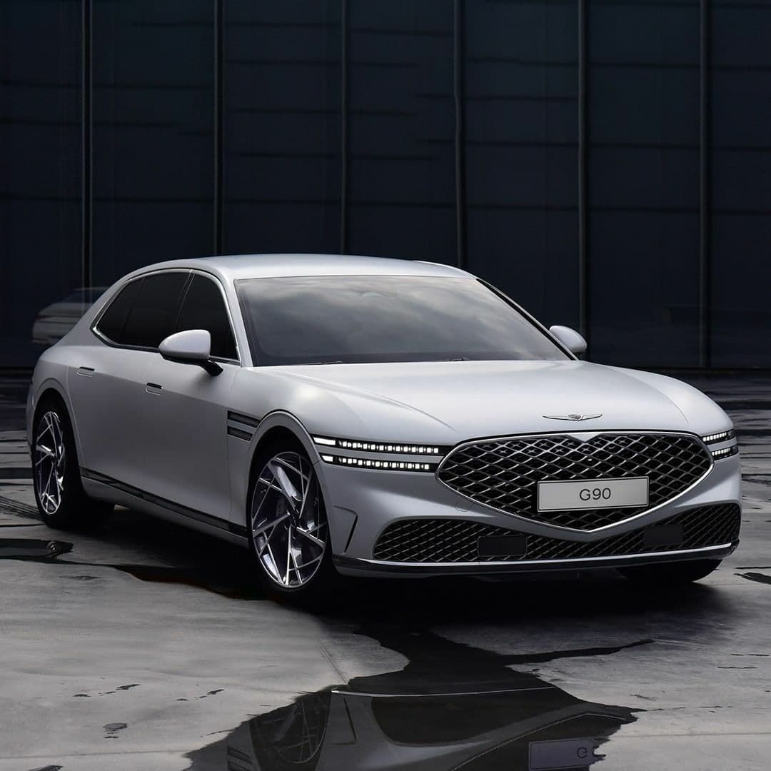 سدان لوکس جنسیس G90 