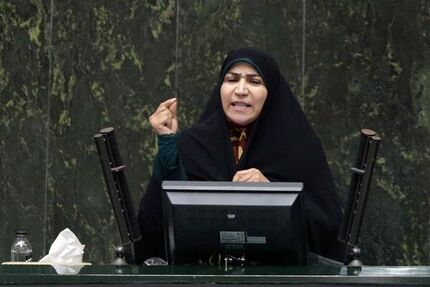 چنارانی: طرح بانکداری اسلامی همچنان در کمیسیون اقتصادی معطل مانده است