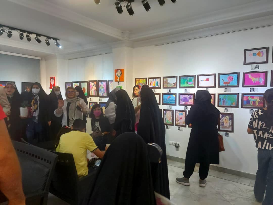 نمایشگاه گروهی نقاشی پرواز با رنگها