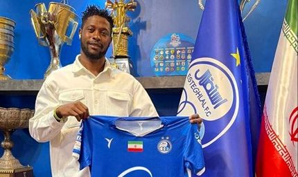 مسعود جوما در استقلال ماند